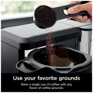 Máquina de Café Quente ou Gelado 12 Xícaras com Reservatório Removível, 110V 1550W, Ninja CM371, Preta