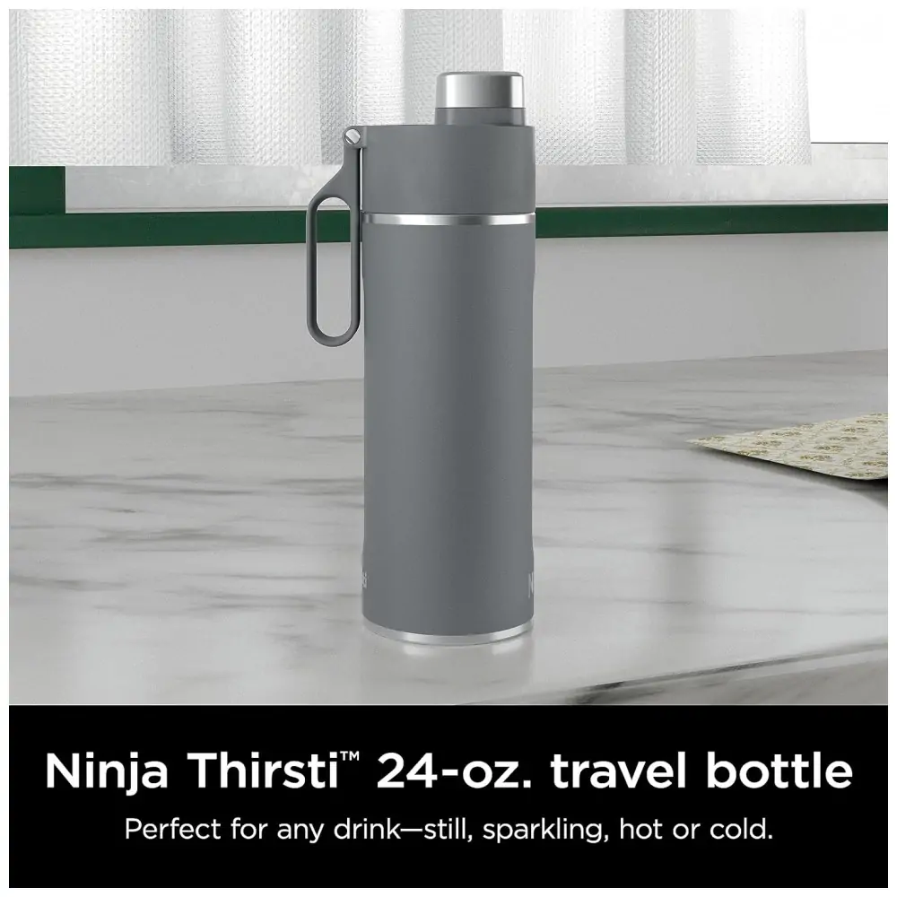 Garrafa Térmica para Água 710mL em Aço Inoxidável, à Prova de Vazamentos e Aguenta Quente por Horas, Ninja DW2401GY, Cinza