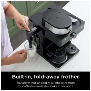 Máquina de Café Expresso Barista CFN601 até 12 Xícaras, Aço Inoxidável, 110v, NINJA, Preto