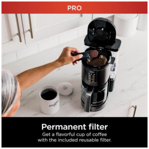 ectqnzwktw7c0b_5-1.jpg - Cafeteira Elétrica Programável 14 Xícaras com Jarra de Vidro e Temporizador, 110V Ninja DCM201BK, Preta