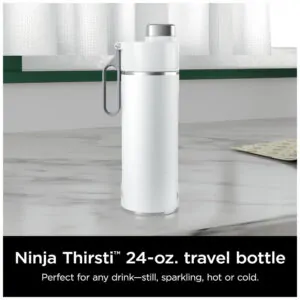 ectqcx4cxbcc0b_1.jpg - Garrafa Térmica para Água 710mL em Aço Inoxidável, à Prova de Vazamentos e Aguenta Quente por Horas, Ninja DW2401WH, Branco