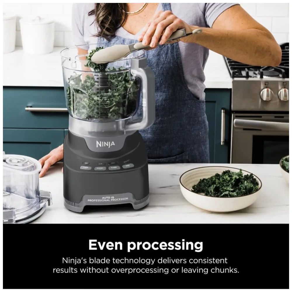 ectqsdgs8lrb0b_4.jpg - Processador de Alimentos 4 em 1 com 2 Lâminas, 2 Discos até 12 Xícaras Ninja NF705BRN, 110V 1200W, Preto
