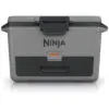 Cooler Térmico Portátil 46L com Gaveta em Zona Seca, Premium Mantém o Gelo por Dias, Ninja FB151GY FrostVault, Cinza Ardósia