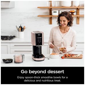 ectqg51qwsk90b_10.jpg - Ninja NC301 CREAMi Máquina de Sorvete Automática 473 mL de Capacidade com Painel de Controle e 7 Configurações, 110V, Rose Gold