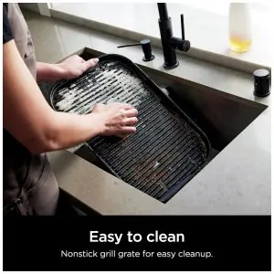Grill Smoker Ninja Outdoor Woodfire Pro XL 4 em 1 Churrasqueira, Fumante, Air Fryer e Forno com Termômetro Embutido