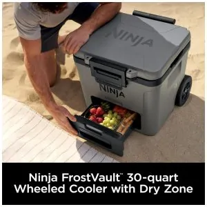 Caixa Térmica com Rodas Ninja FrostVault 28 L Cinza Ardósia Gaveta Dry Zone Isolada
