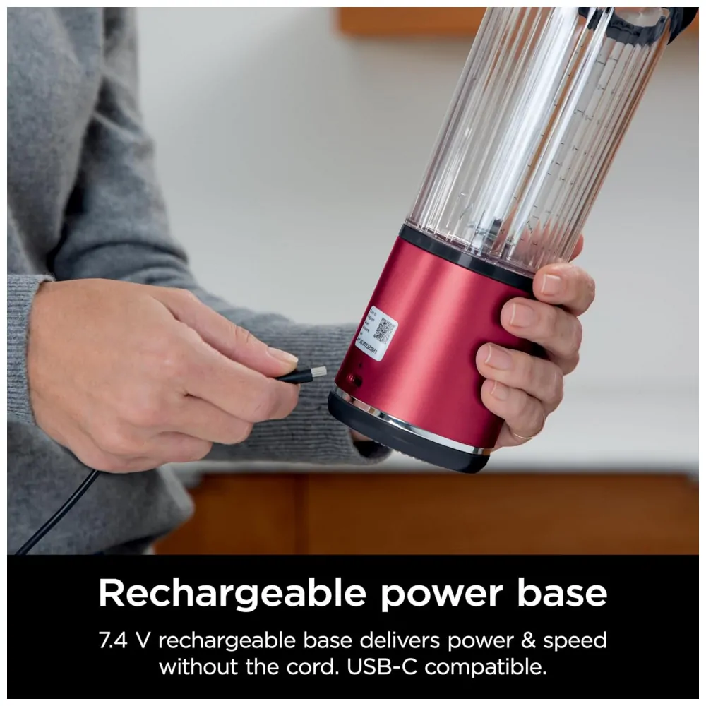Liquidificador Portátil Ninja Blast Vermelho com 2 Copos 530 ml Tampa Antivazamento USB C Sem Fio 7,4V