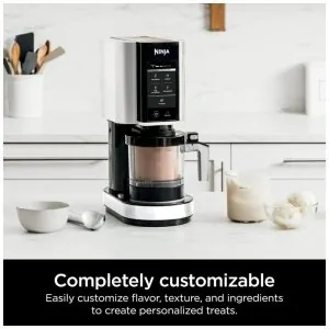 Sorveteira Ninja CREAMi Branca 2 Potes 473 ml 5 Programas NC300 110V