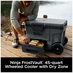 Caixa Térmica com Rodas Ninja FrostVault 42 L Cinza Gaveta Dry Zone Isolada