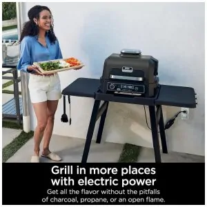 Ninja Woodfire Pro XL Churrasqueira 4 em 1 com Defumador, Termômetro Integrado e Tecnologia Woodfire