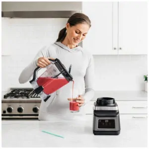 Liquidificador Ninja BN750 2 em 1 Kitchen System Auto iQ 1200W Jarra 2,1 L e Copo Pessoal 700 ml 220V